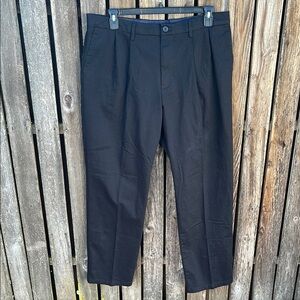 Dockers Black Pleated Dress Pants 38 x 34 Classic Signature Khaki Flex Comfort